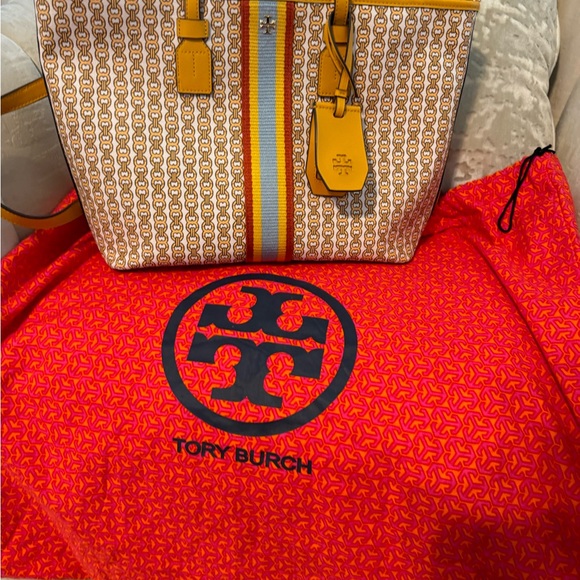 Tory Burch Gemini Link Canvas Small Tote Daylily - Picture 6 of 12